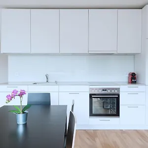  Apartment Hitrental
